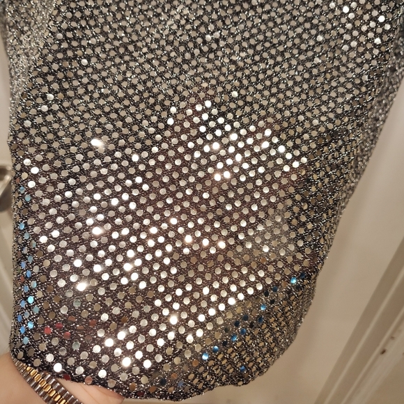 Joanna Plus Women's Silver All Over Sequin Boxy Pullover Top Sz 2X Concert Disco - Picture 6 of 7